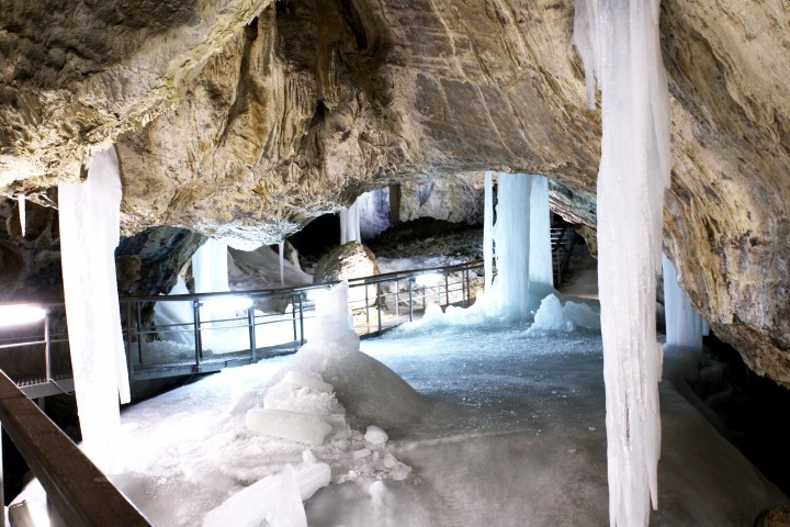 Demäňovská ľadová jaskyna 2017 SSJ, zdroj slovenská správa jaskýň
